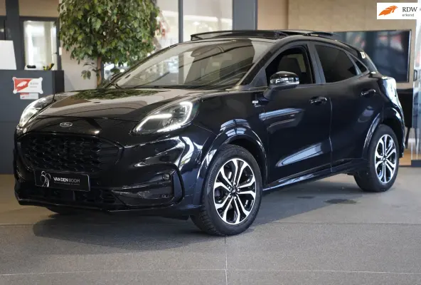 1.0 EcoBoost ST-Line X Pano Navi Cam