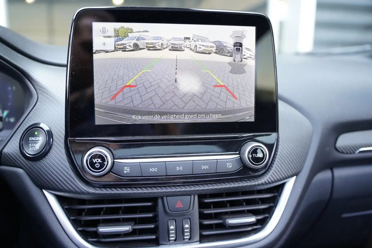 1.0 EcoBoost ST-Line X Pano Navi Cam