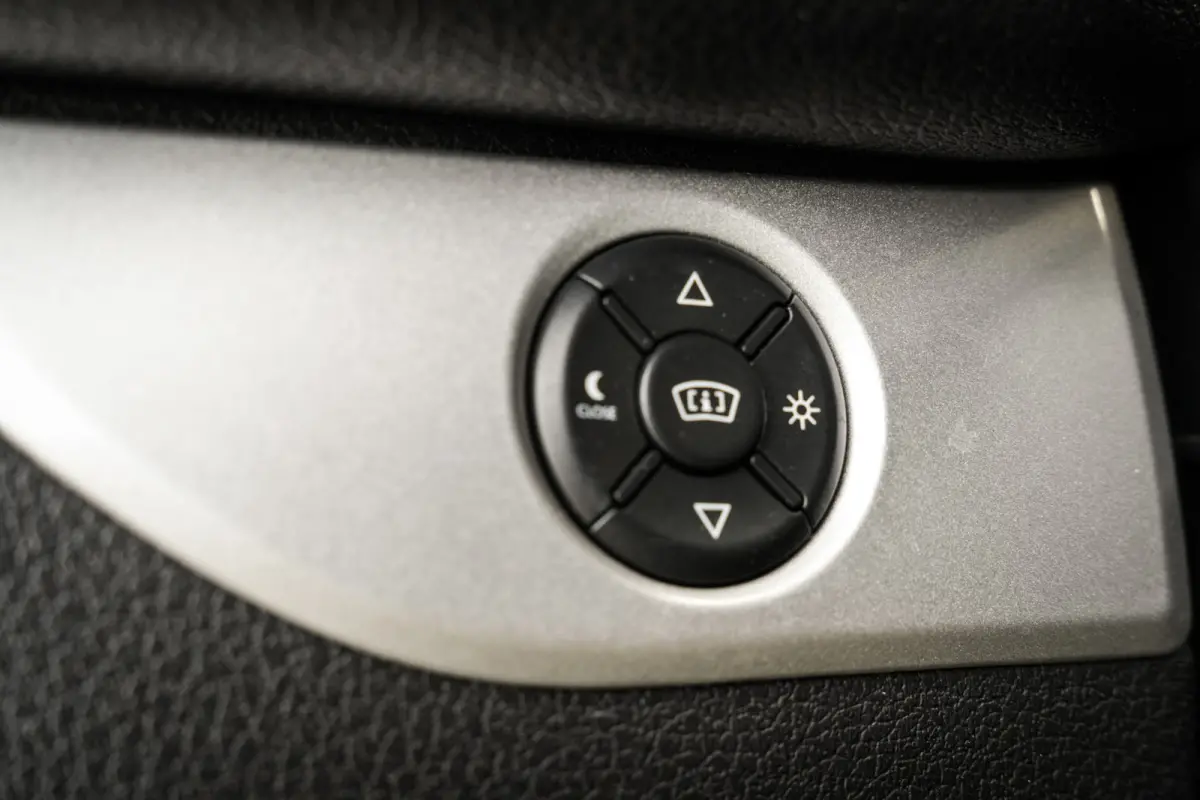 2.0 CDTI 150PK L3 Dubbele Cabine | ACC | CarPlay | 2x Schuifdeur | Trekhaak | 6-Persoons | Camera |