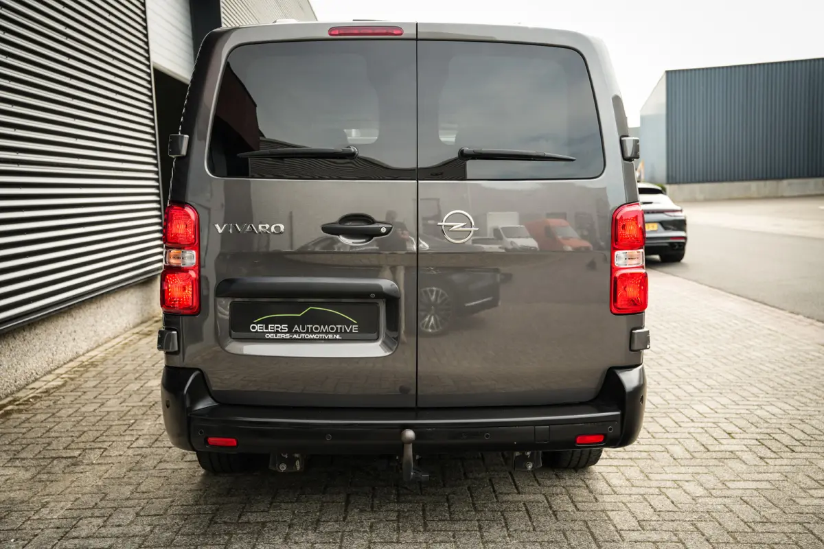 2.0 CDTI 150PK L3 Dubbele Cabine | ACC | CarPlay | 2x Schuifdeur | Trekhaak | 6-Persoons | Camera |