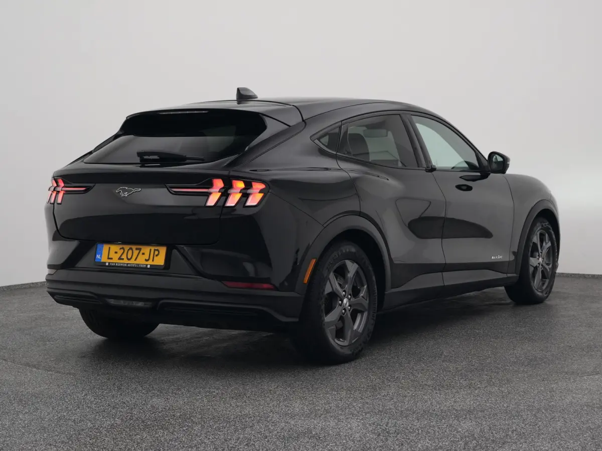 Standard RWD 75 kWh | 360° | ADAPTIVE | B&O | STOEL-STUURVERW.