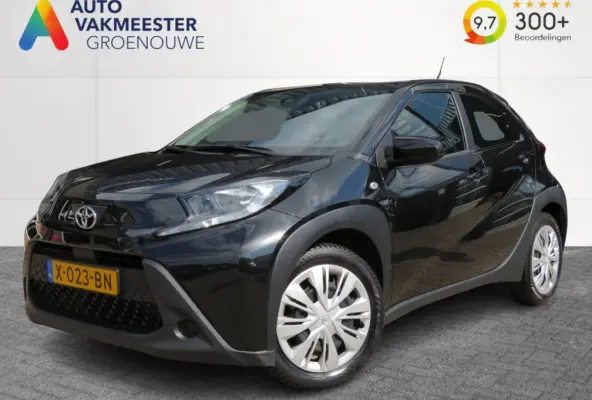 1.0 VVT-I MT PLAY / Camera / Cruise / BOVAG garantie