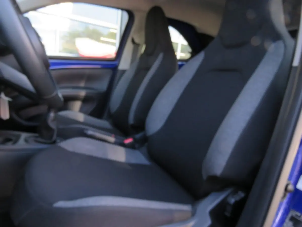 1.0 VVT-I MT PLAY / Camera / Cruise / BOVAG garantie
