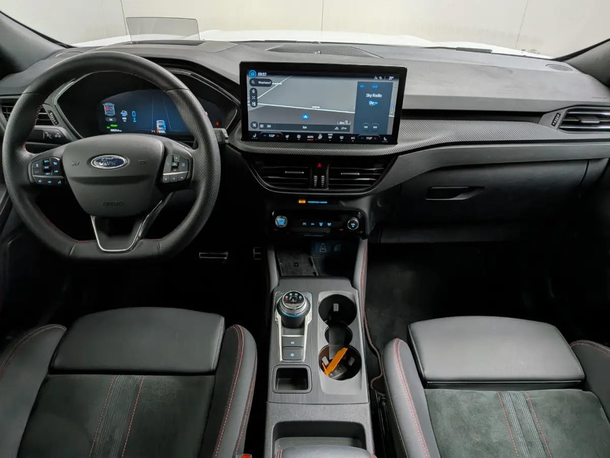 2.5 PHEV ST-Line X 243pk | Elekt. Trekhaak | Pano | Matrix LED | Head Up Display |
