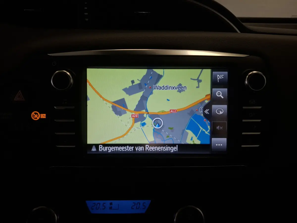 1.5 Hybrid Active Navigatie 100% Onderhouden Garantie Mooi!
