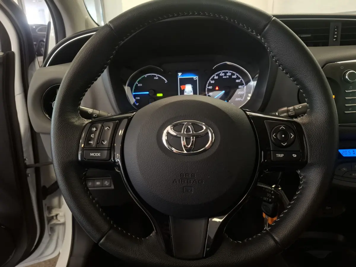 1.5 Hybrid Active Navigatie 100% Onderhouden Garantie Mooi!