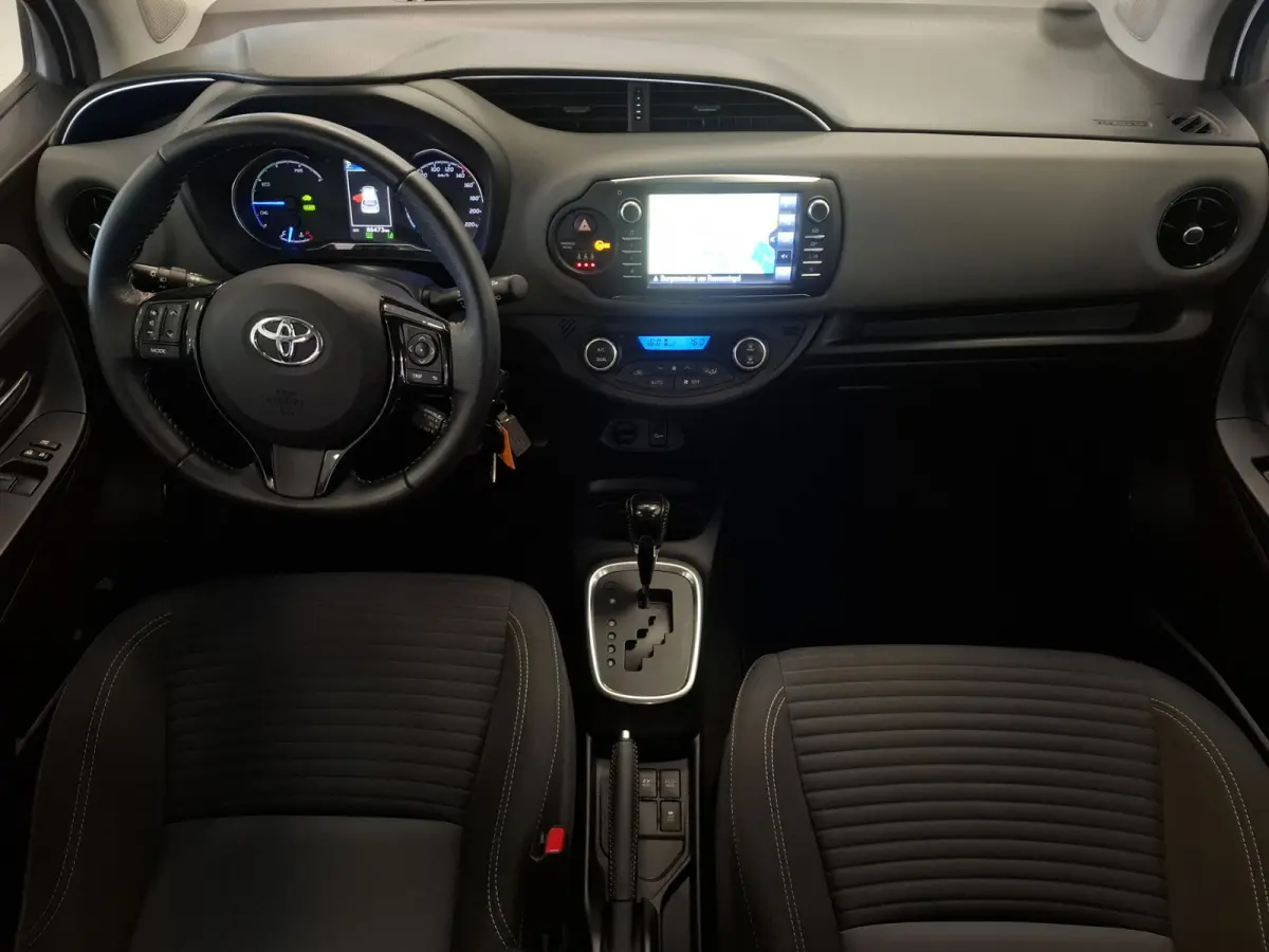 1.5 Hybrid Active Navigatie 100% Onderhouden Garantie Mooi!