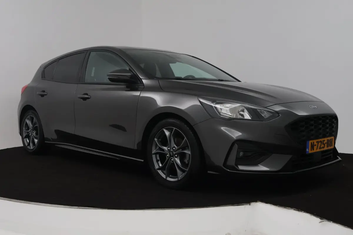 1.0 EcoBoost Titanium Business (CAMERA, NAVIGATIE, CRUISE CONTROL, PARKEERSENSOREN)
