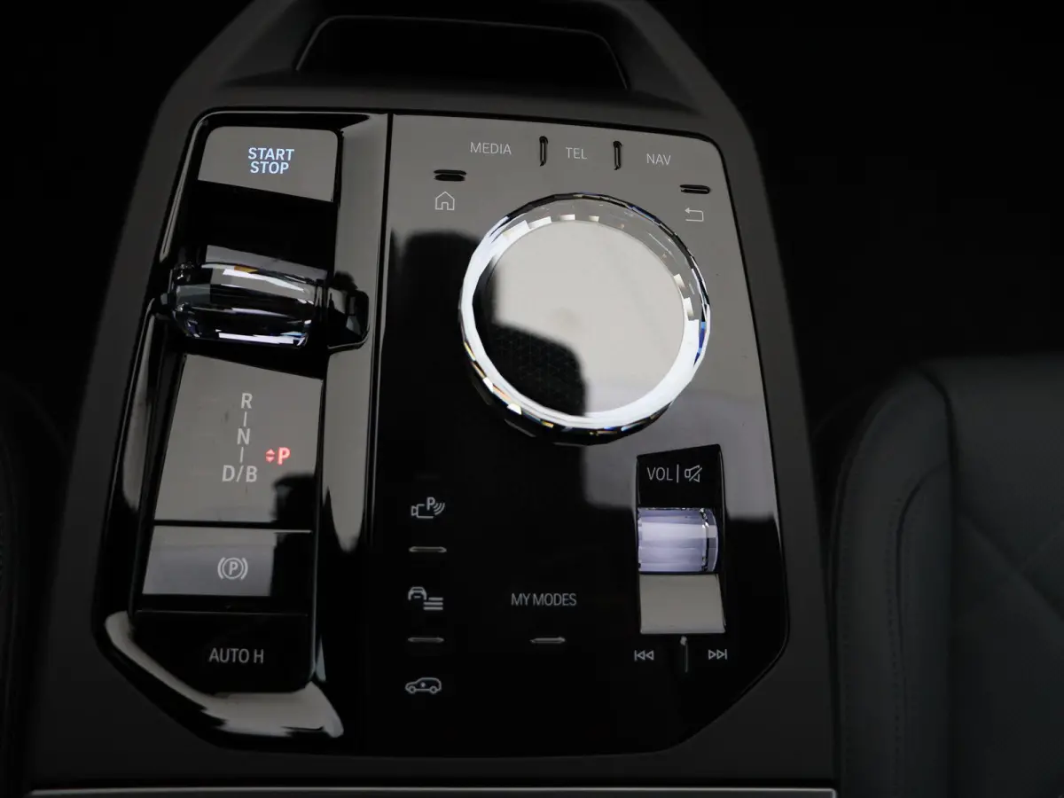xDrive45 M Sportpakket Pro | Innovation Pack | Sky Lounge
