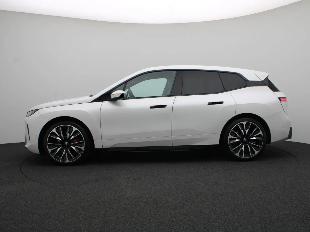 xDrive45 M Sportpakket Pro | Innovation Pack | Sky Lounge
