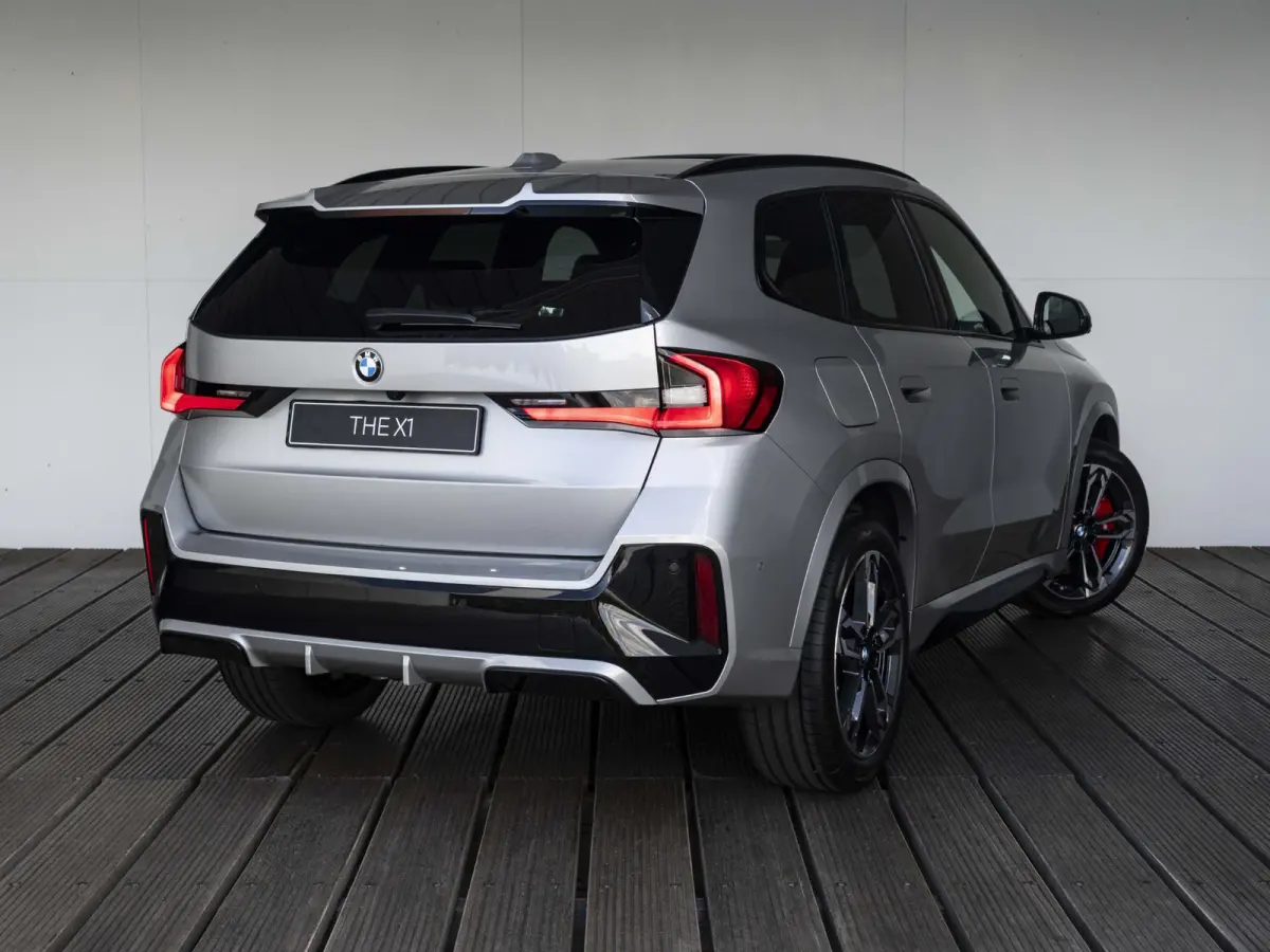 sDrive20i High Executive  | M Sportpakket Pro | Innovation Pack | Comfort Pack