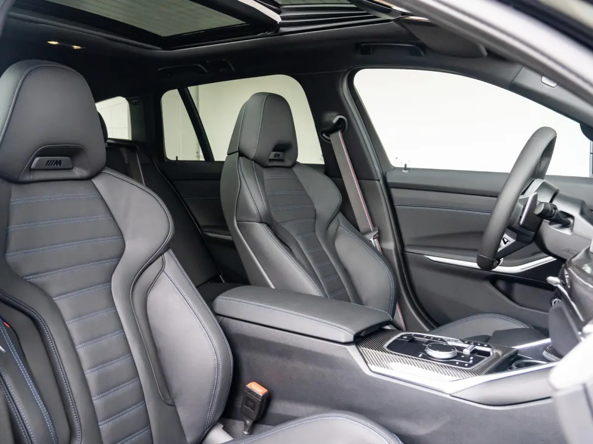 330e High Executive | M Sportpakket Pro | Innovation Pack | Comfort Pack | Individual Lak