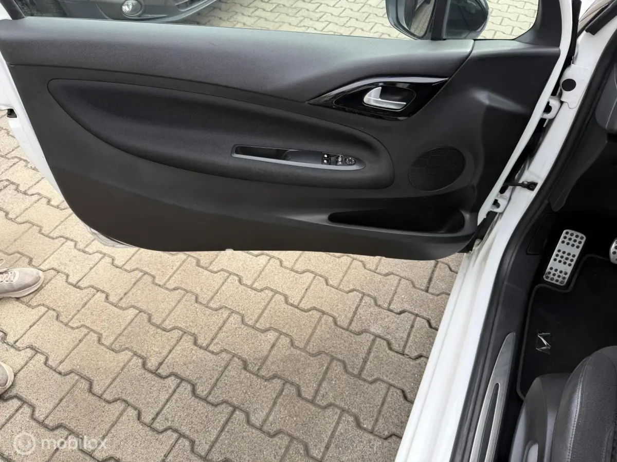 1.2 PureTech So Chic / Origineel NL / Dealer onderh!