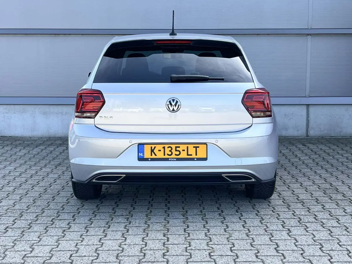 1.0 TSI 95pk Highline Business R | Navigatie | Camera | Stoelverwarming