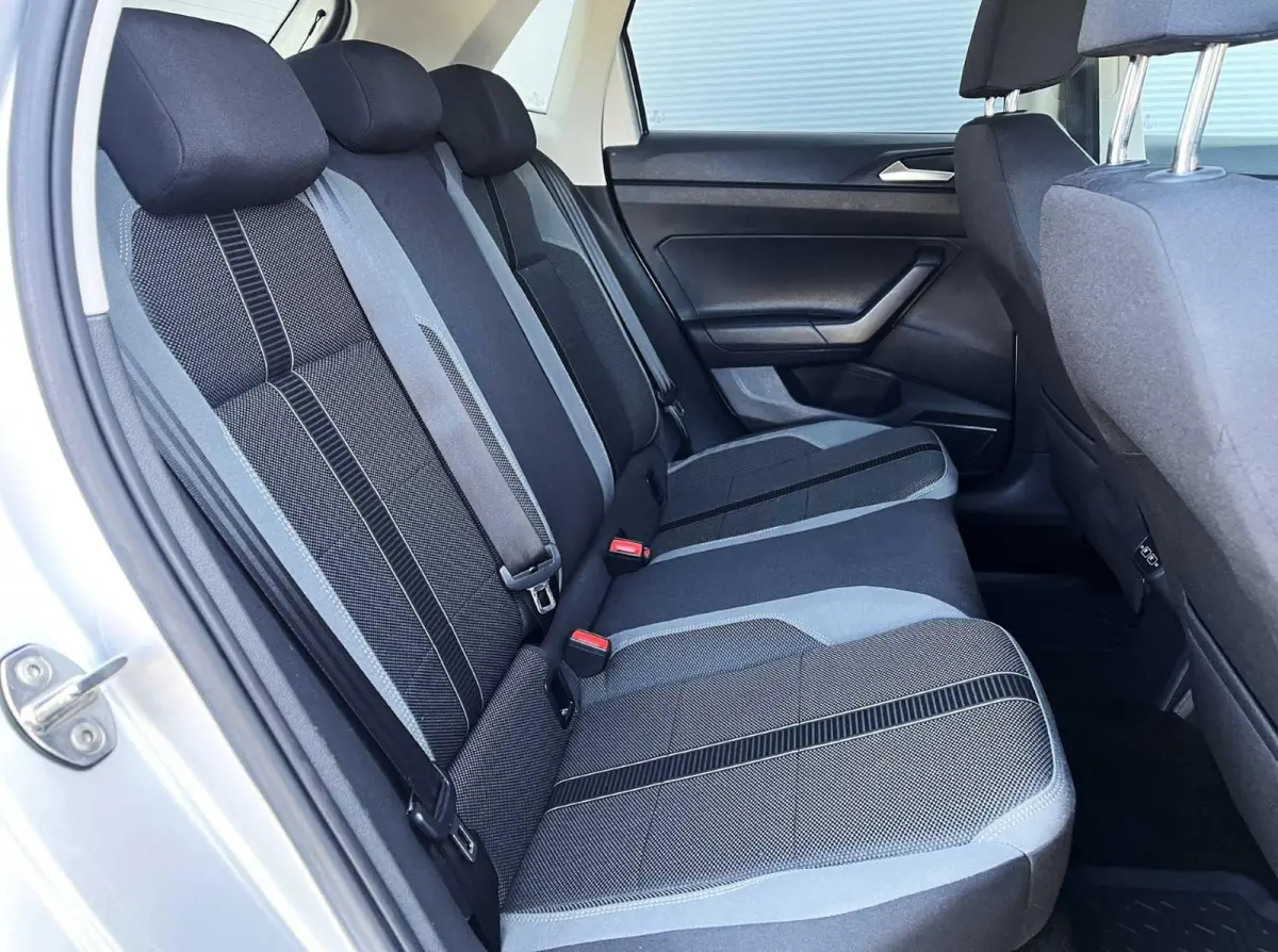 1.0 TSI 95pk Highline Business R | Navigatie | Camera | Stoelverwarming