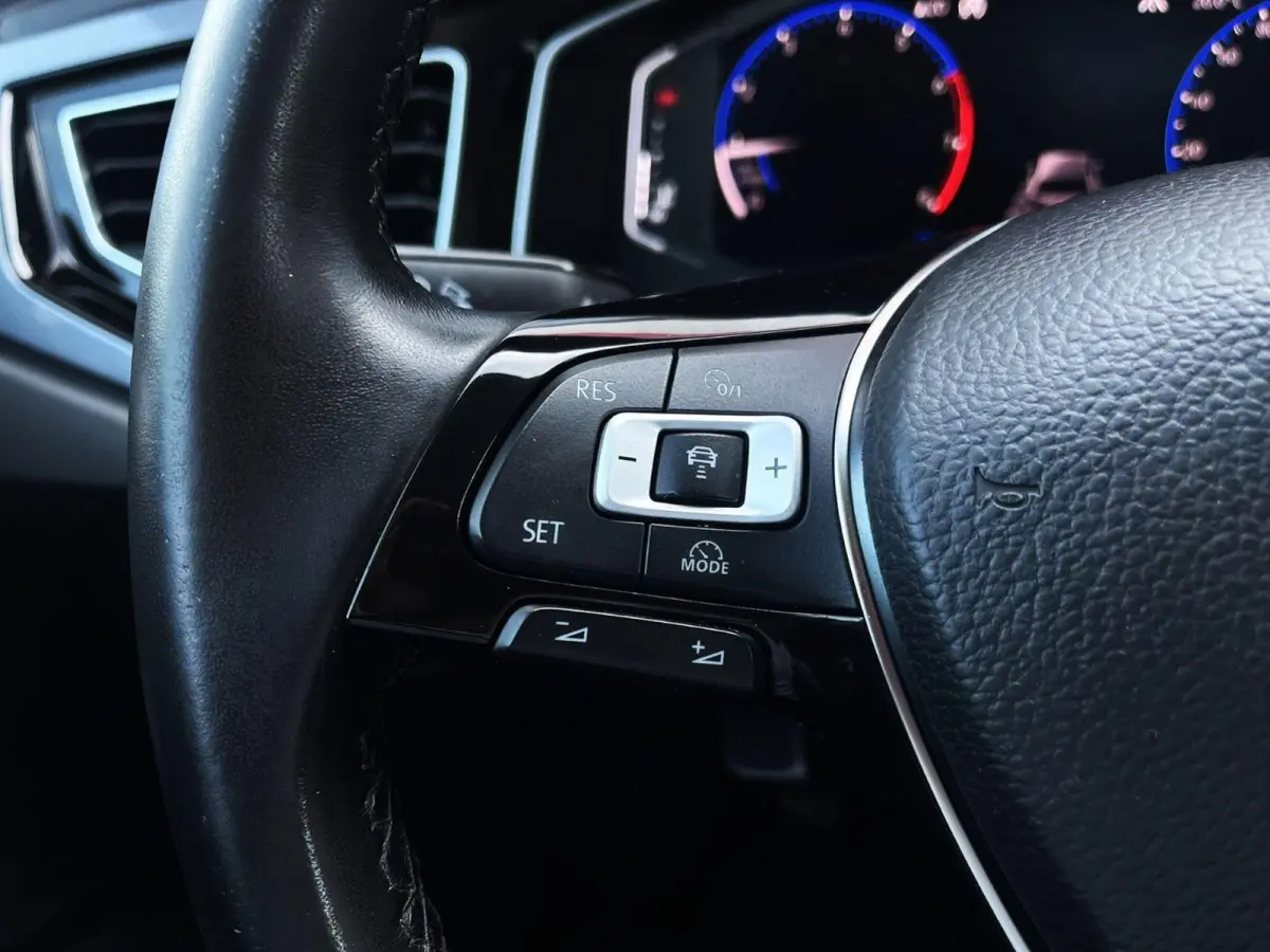1.0 TSI 95pk Highline Business R | Navigatie | Camera | Stoelverwarming