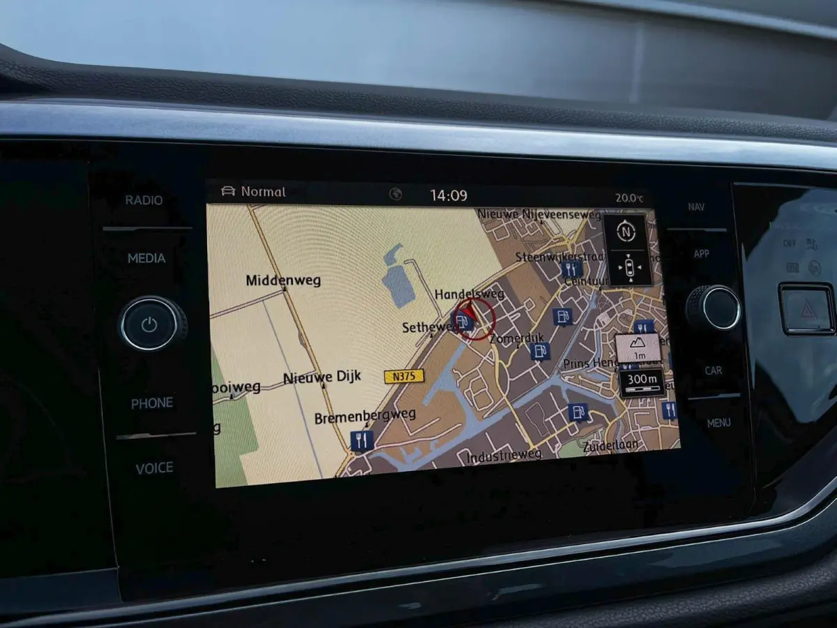 1.0 TSI 95pk Highline Business R | Navigatie | Camera | Stoelverwarming