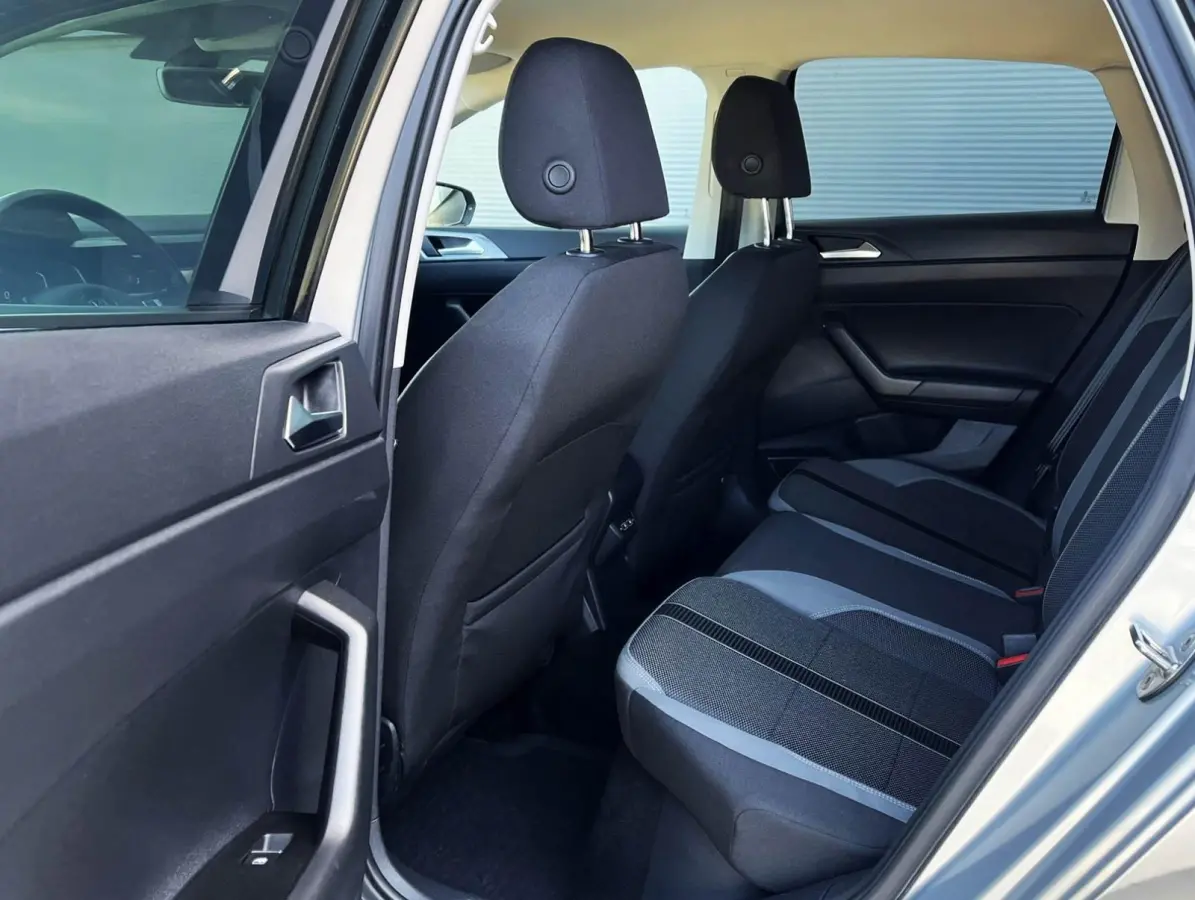 1.0 TSI 95pk Highline Business R | Navigatie | Camera | Stoelverwarming