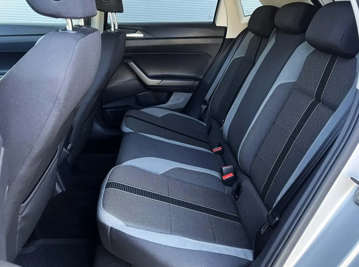 1.0 TSI 95pk Highline Business R | Navigatie | Camera | Stoelverwarming