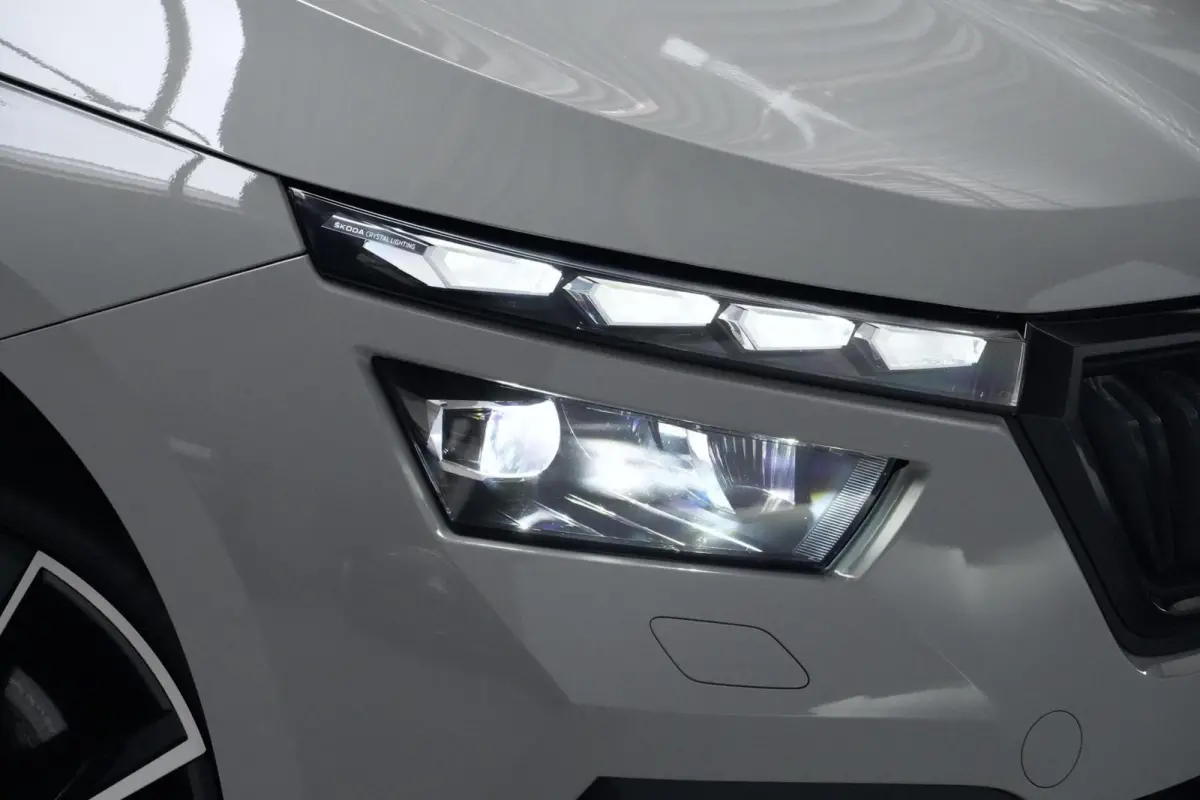 1.5 TSI ACT Monte Carlo Automaat 150 PK | Pano-dak | Virtual | Acc | Led | CarPlay | Trekhaak | Camera | Pdc |