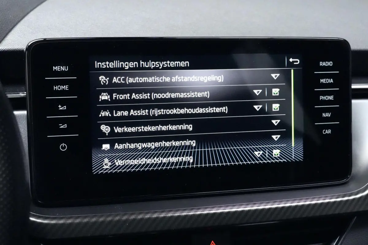 1.5 TSI ACT Monte Carlo Automaat 150 PK | Pano-dak | Virtual | Acc | Led | CarPlay | Trekhaak | Camera | Pdc |
