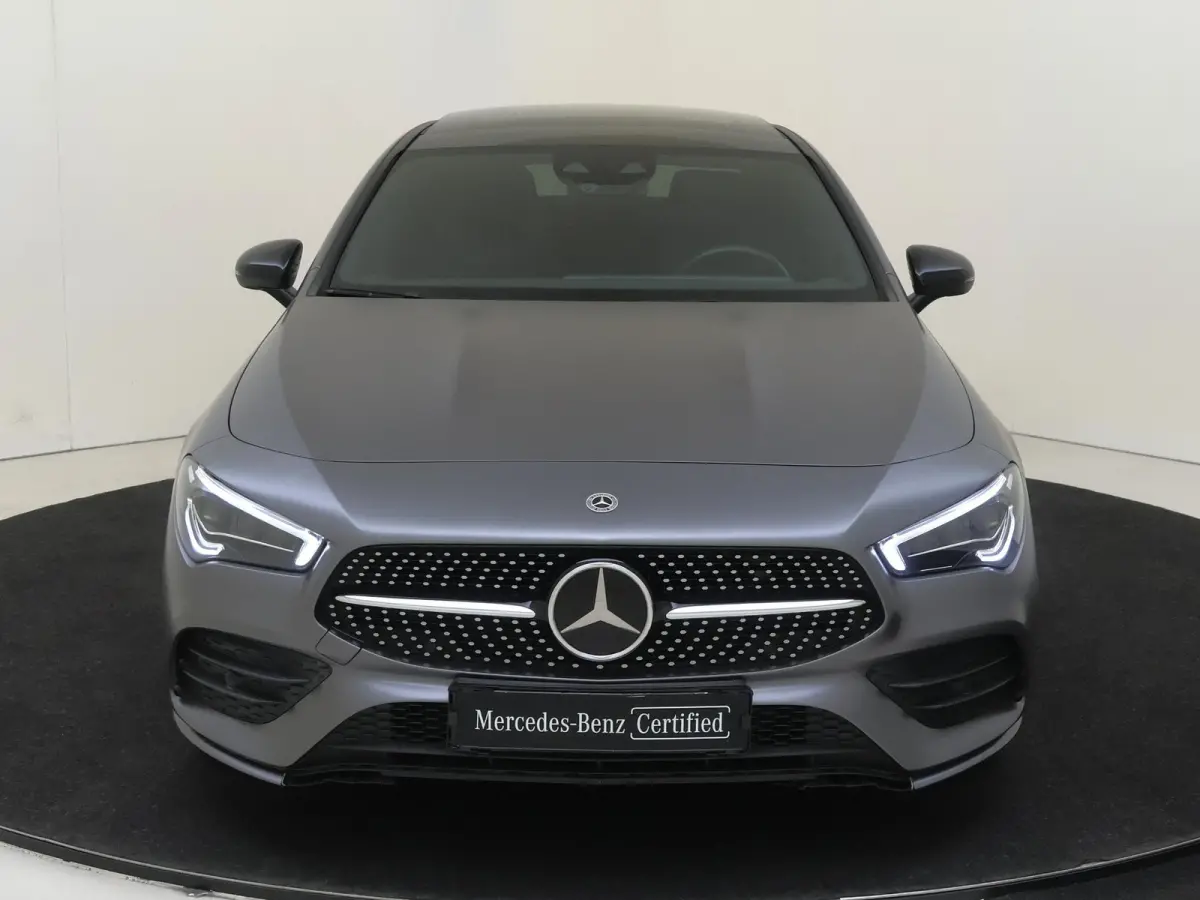 200 Business Solution AMG / Panoramadak/ DISTRONIC/ Sfeerverlichting/ Night