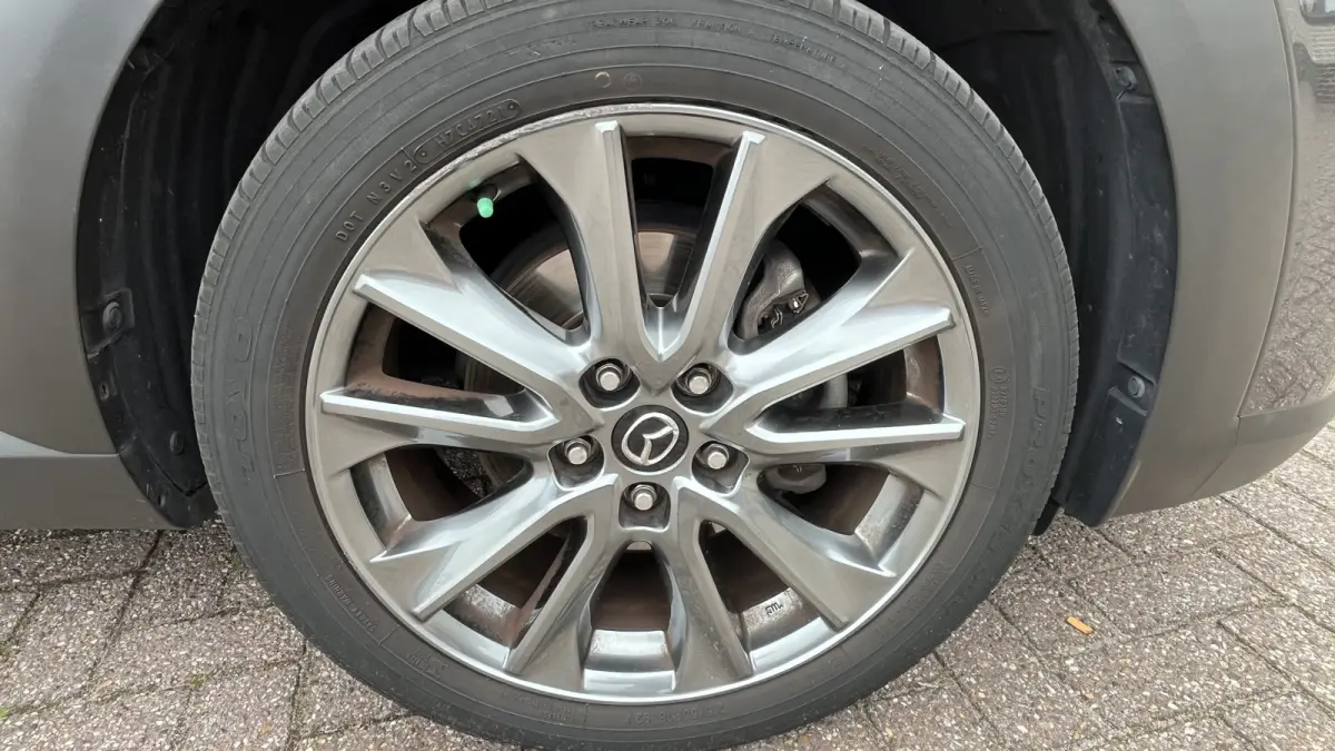 2.0 SkyActiv-G 120 GT-Luxury | Head-up | Getinte ramen | Automaat | Leer | Stoel verwarming