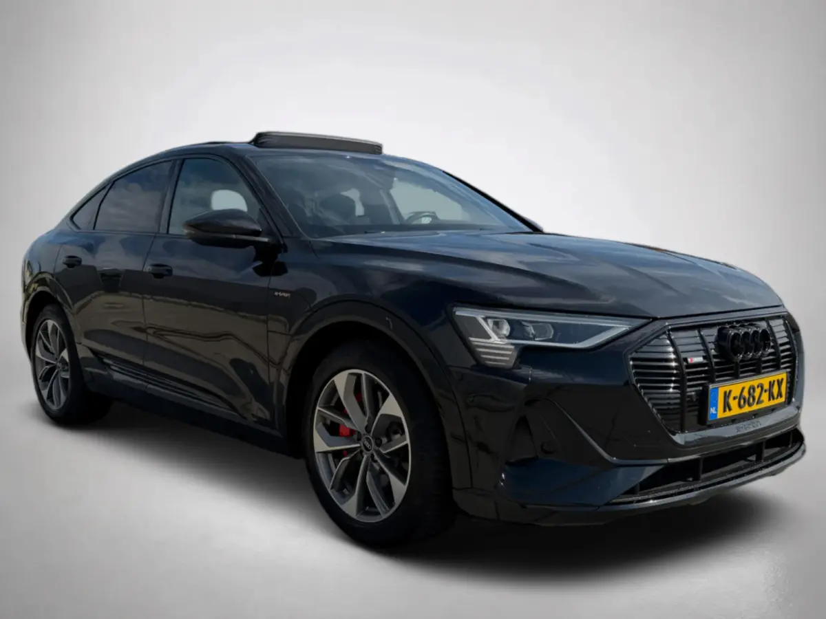 50 quattro S-Line edition (NL-auto, Panorama, StoelV, Carplay, Camera, PDC, Etc)