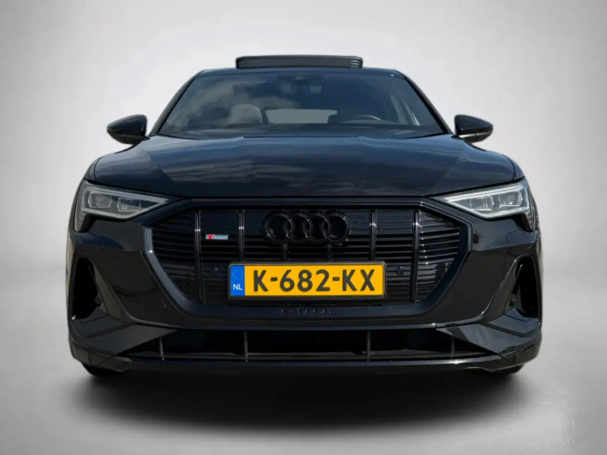50 quattro S-Line edition (NL-auto, Panorama, StoelV, Carplay, Camera, PDC, Etc)