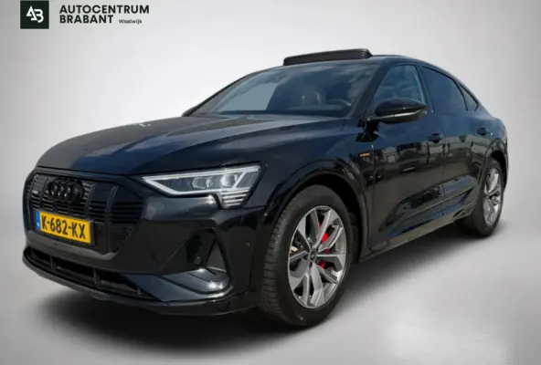 50 quattro S-Line edition (NL-auto, Panorama, StoelV, Carplay, Camera, PDC, Etc)