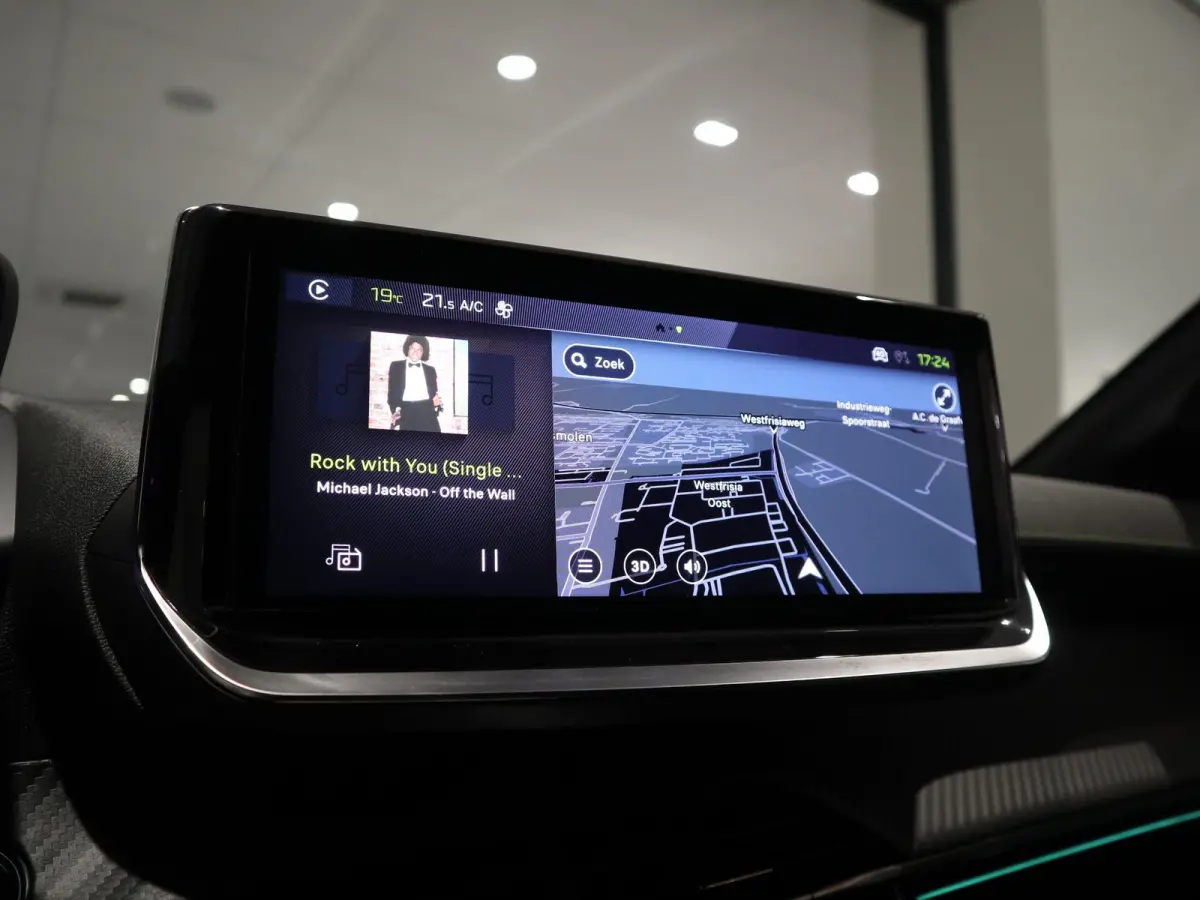 1.2 Hybrid 145 e-DCS6 GT - AUTOMAAT - DRAADLOZE CARPLAY - KANON!