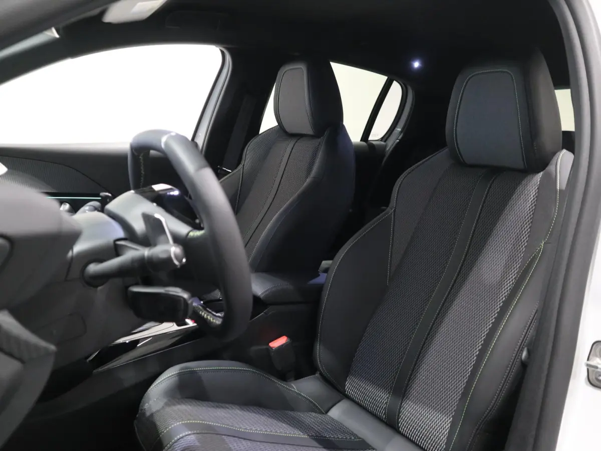 1.2 Hybrid 145 e-DCS6 GT - AUTOMAAT - DRAADLOZE CARPLAY - KANON!