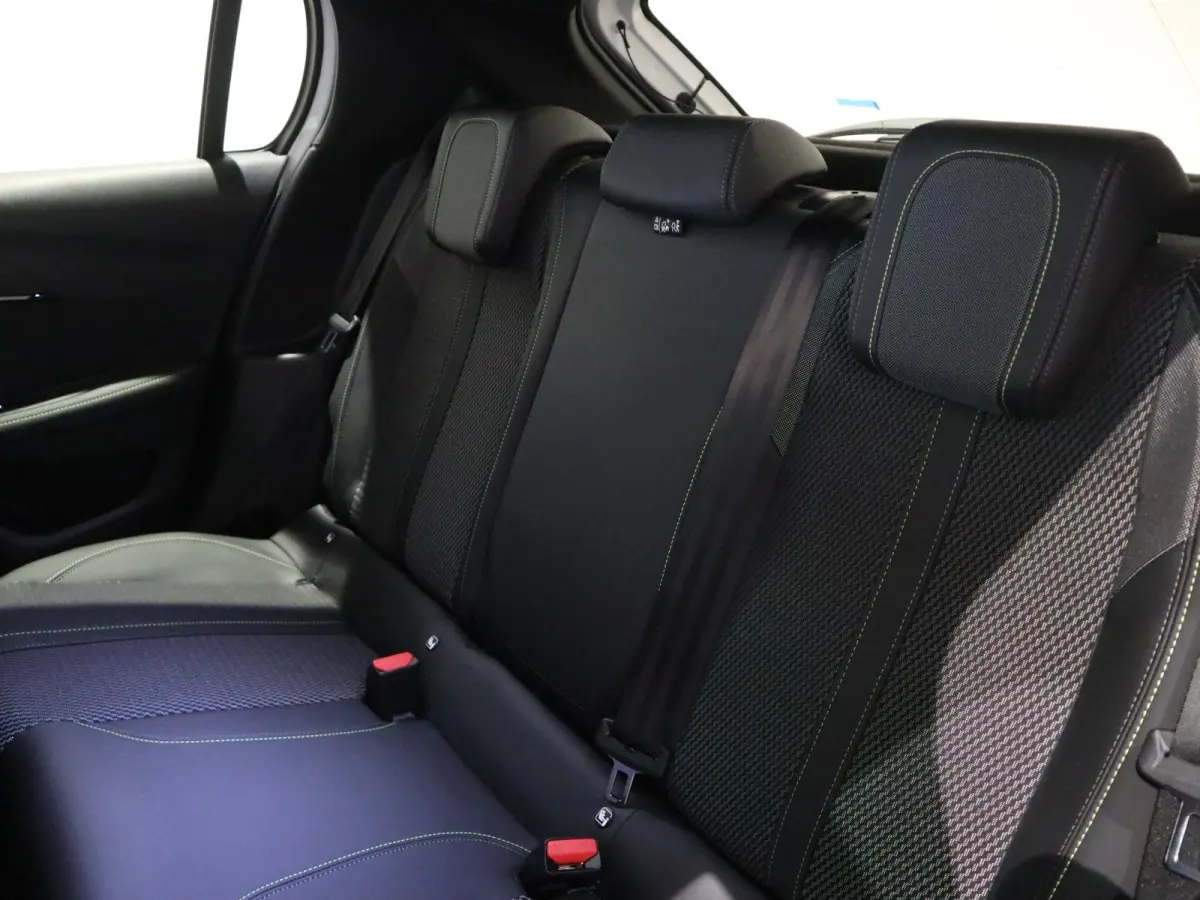 1.2 Hybrid 145 e-DCS6 GT - AUTOMAAT - DRAADLOZE CARPLAY - KANON!