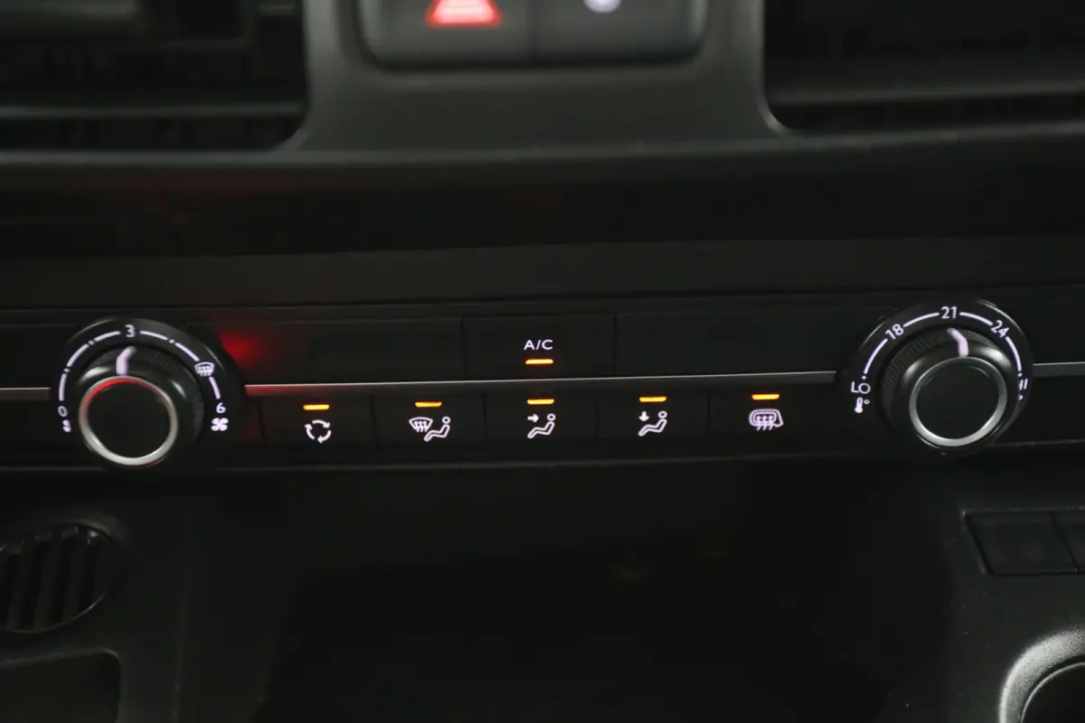 1.5 BlueHDI 102PK | Marge | Airco | Cruise | Carplay | Parkeersensoren