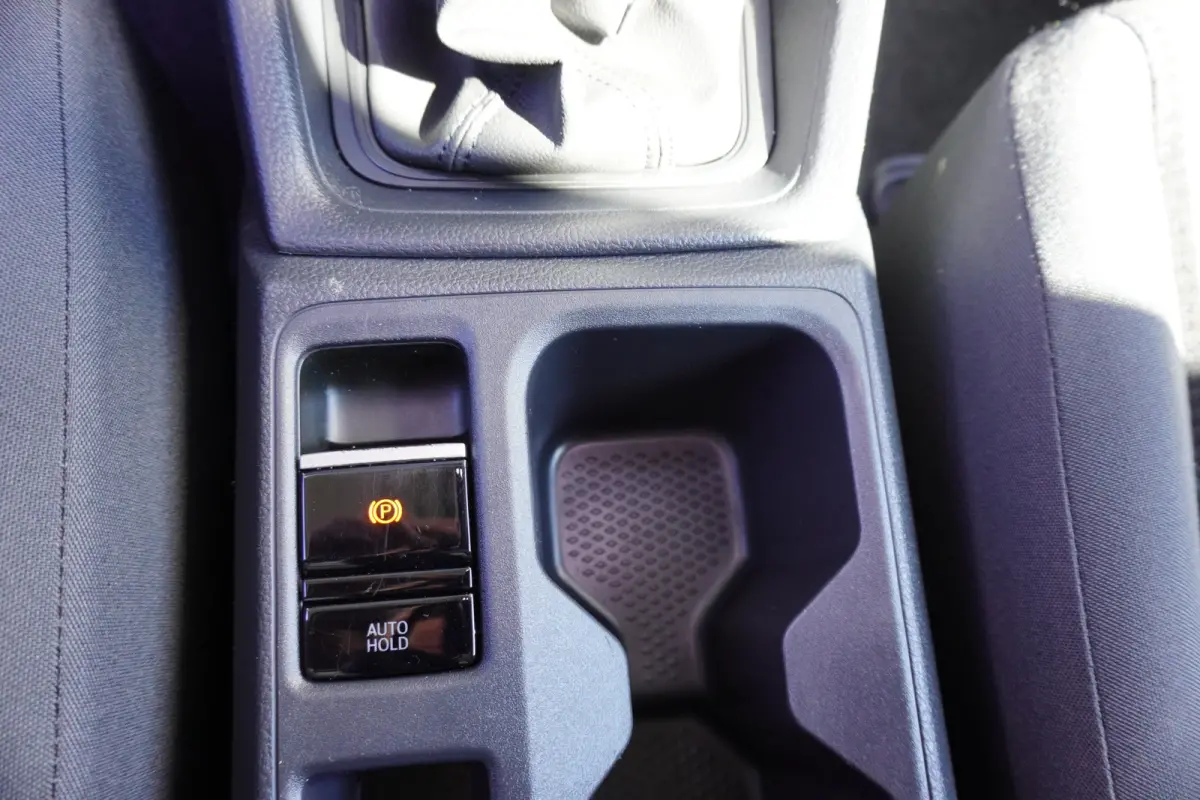 122pk Navigatie Trekhaak Camera Parkeersensoren Cruise control Apple Carplay