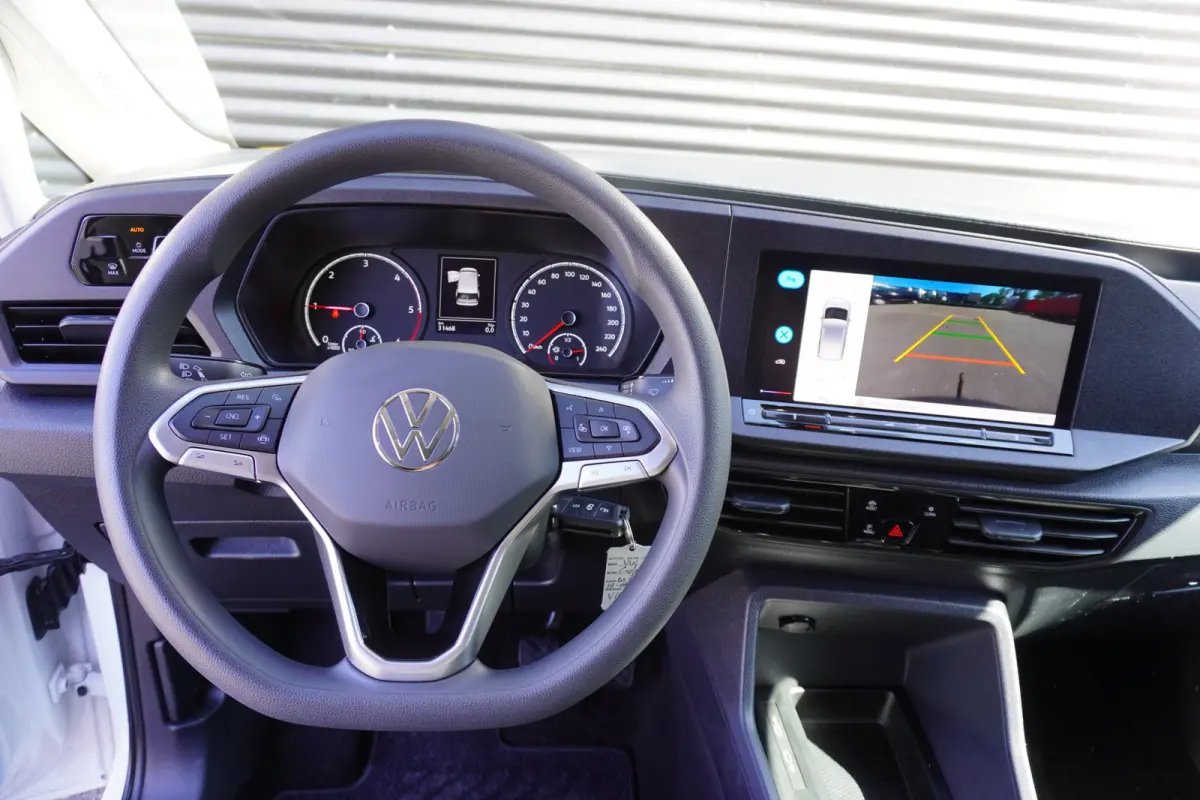 122pk Navigatie Trekhaak Camera Parkeersensoren Cruise control Apple Carplay