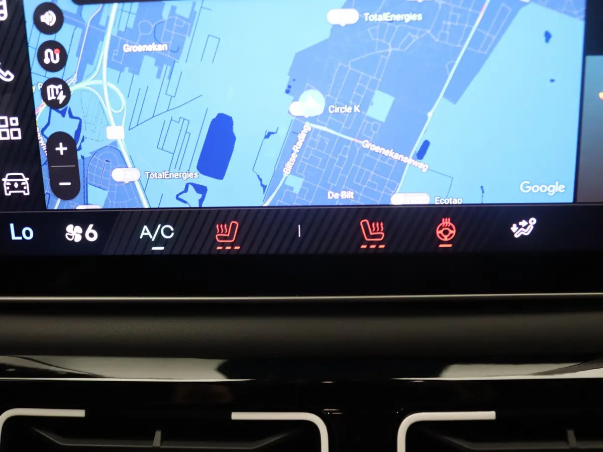 comfort range iconic cinq 52 kWh Apple Carplay/Android Auto | Climate