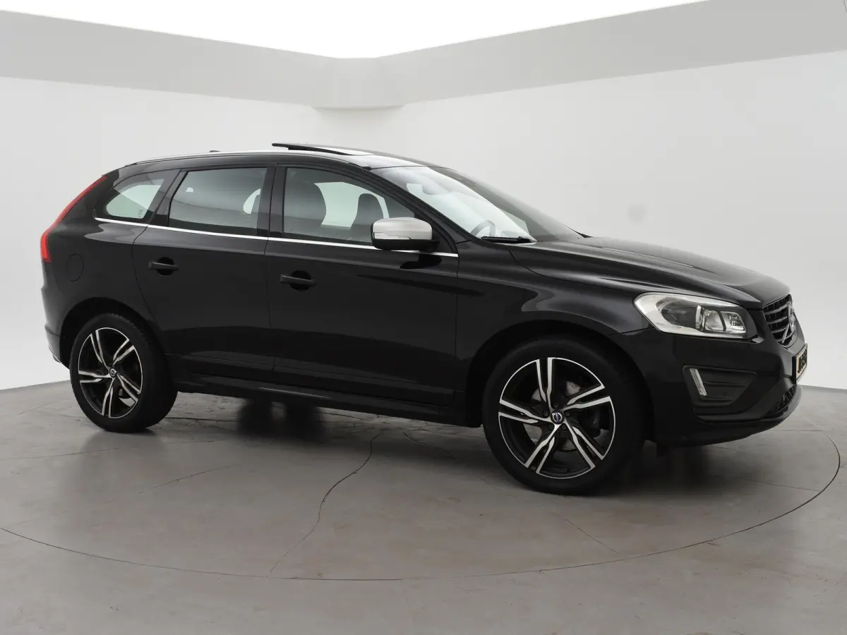 2.0 T5 245 PK R-DESIGN + LEDER | PANORAMA | AFN. TREKHAAK | 20 INCH LMV | CAMERA | STOEL/STUURVERW.