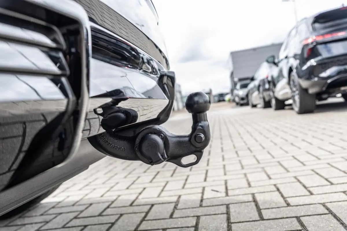 252pk S Edition 83 kWh | Panoramadak | Luchtvering | Trekhaak Wegklapbaar | 22" Velgen
