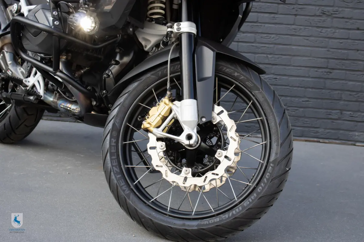 Dravit / Van Harten Design / Titanium Full Akrapovic