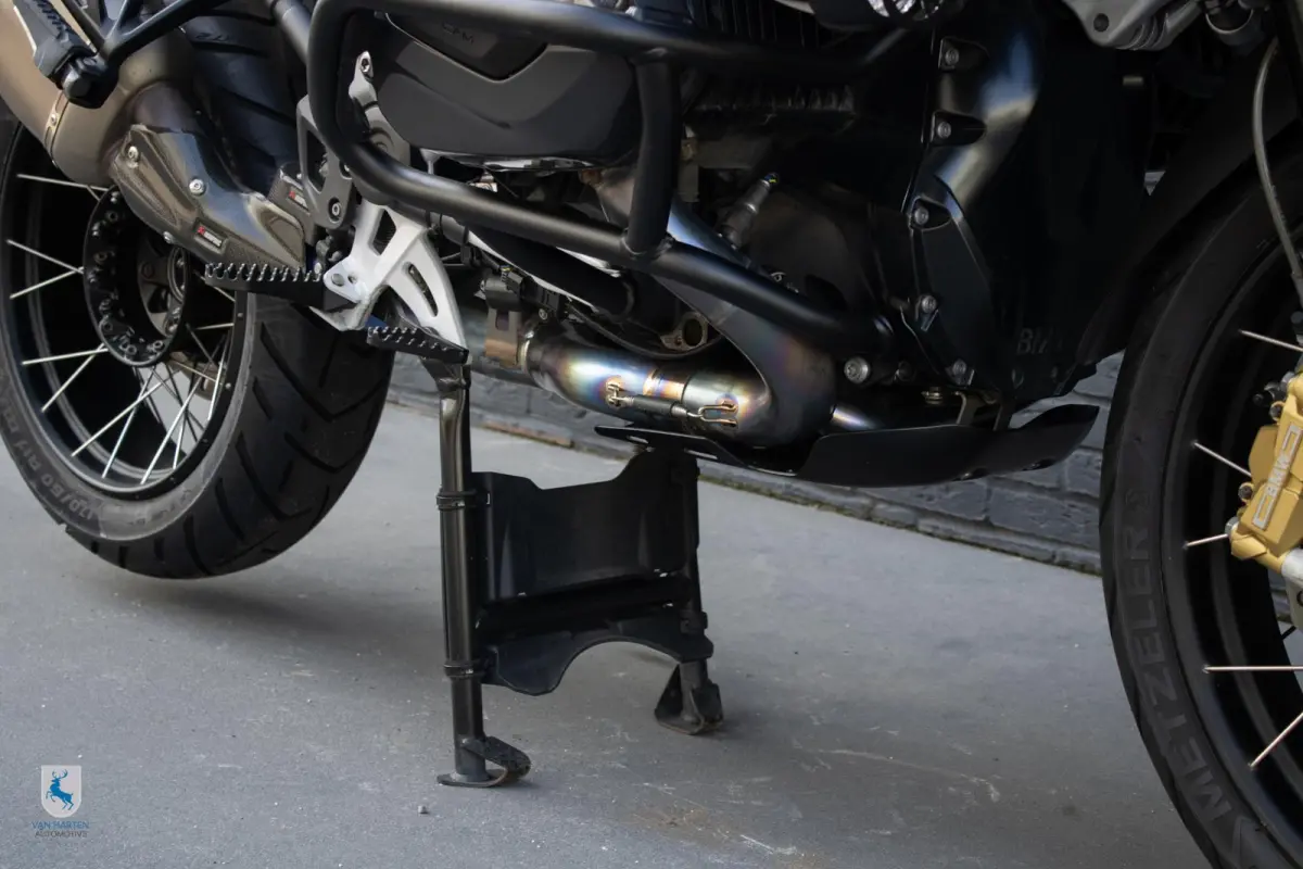 Dravit / Van Harten Design / Titanium Full Akrapovic