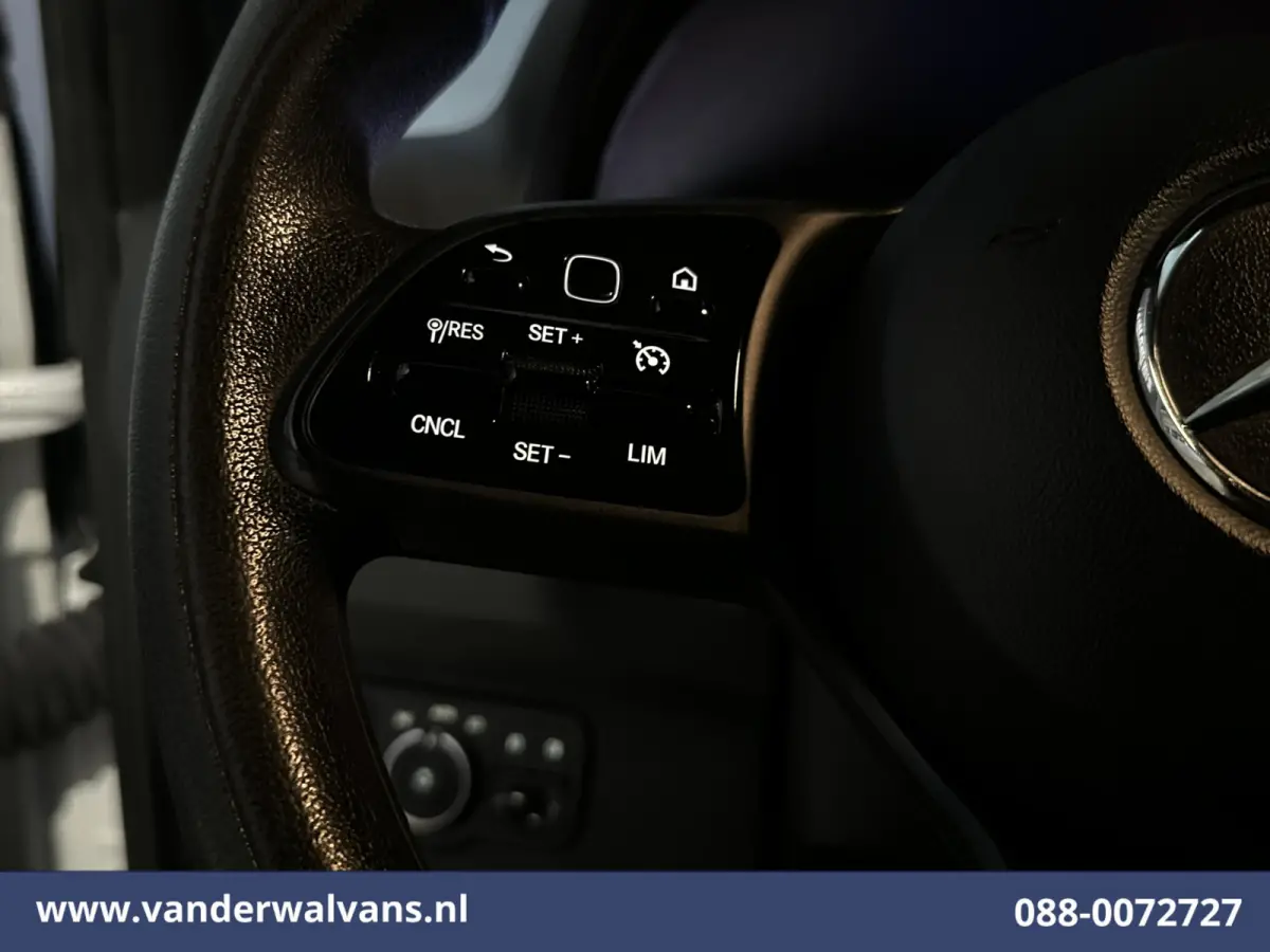 315 CDI 150pk L3H2 Euro6 Airco | Camera | Apple Carplay | Cruisecontrol | Chauffeursstoel Android Auto, Stoelverwarming, Bijrijdersbank