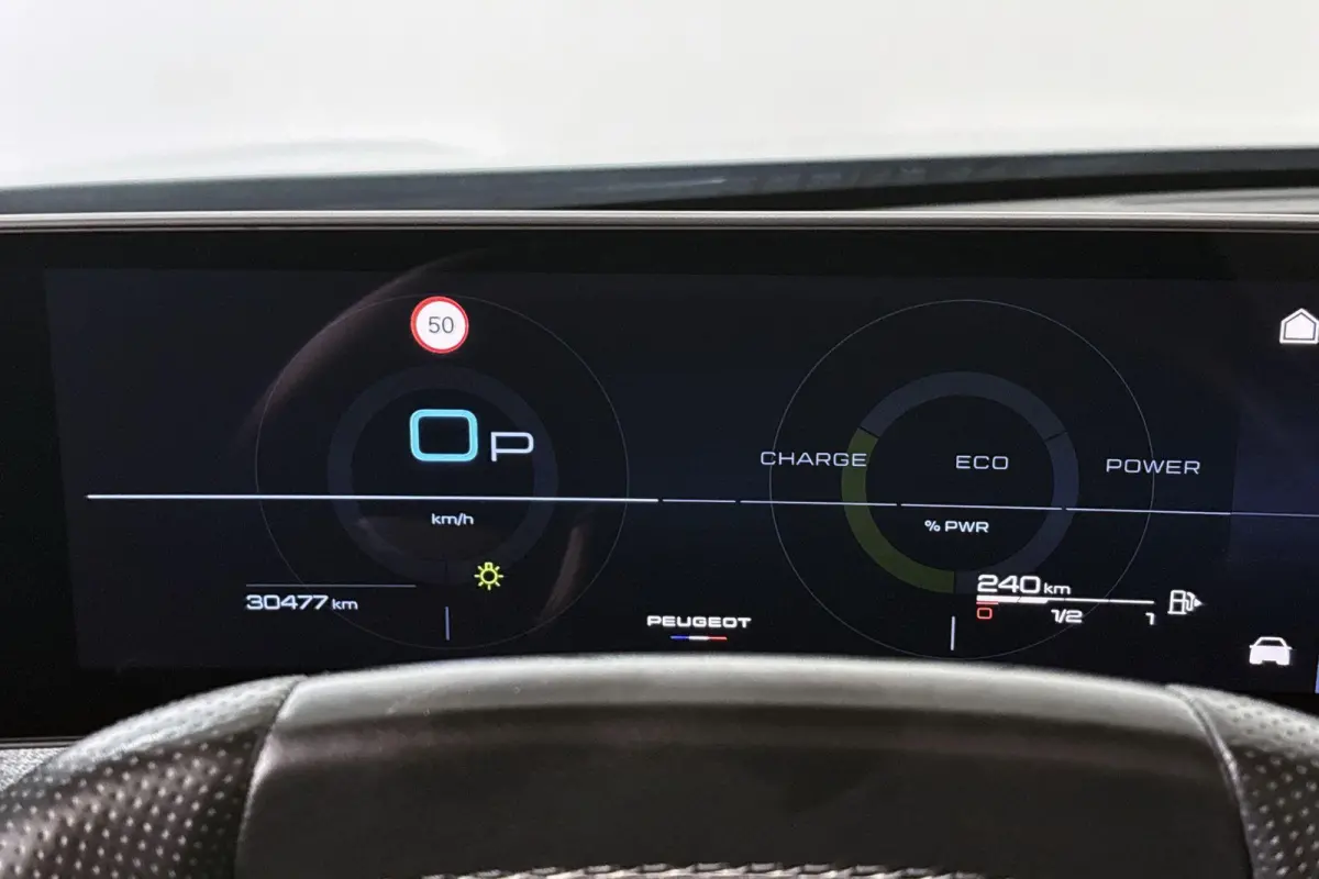1.2 Hybrid 145 GT 7p Stuur-Stoelverwarming 360-Camera Keyless Apple CarPlay