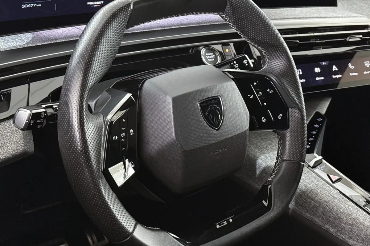 1.2 Hybrid 145 GT 7p Stuur-Stoelverwarming 360-Camera Keyless Apple CarPlay