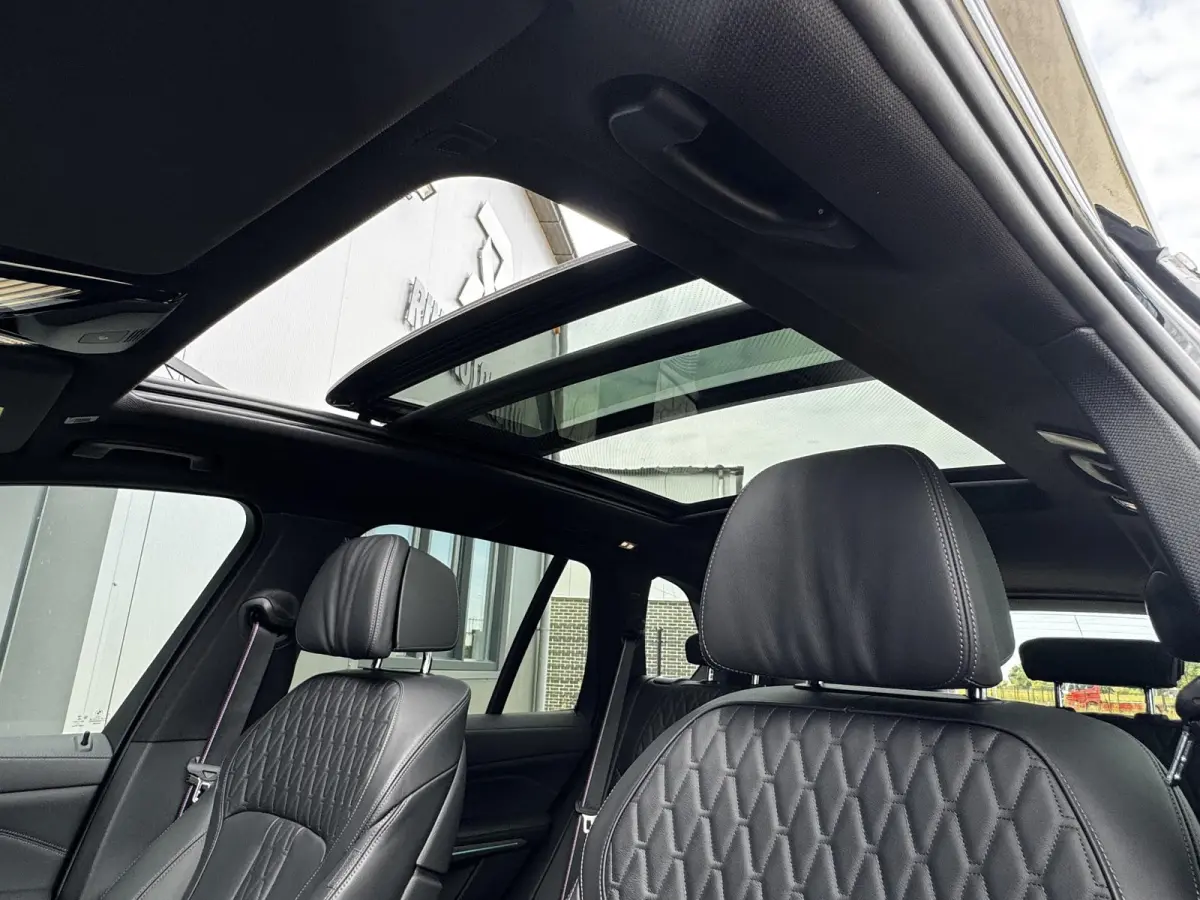 xDrive45e High Executive 398 PK | Carbon | Sky lounge | 4 wiel sturing | Trekhaak