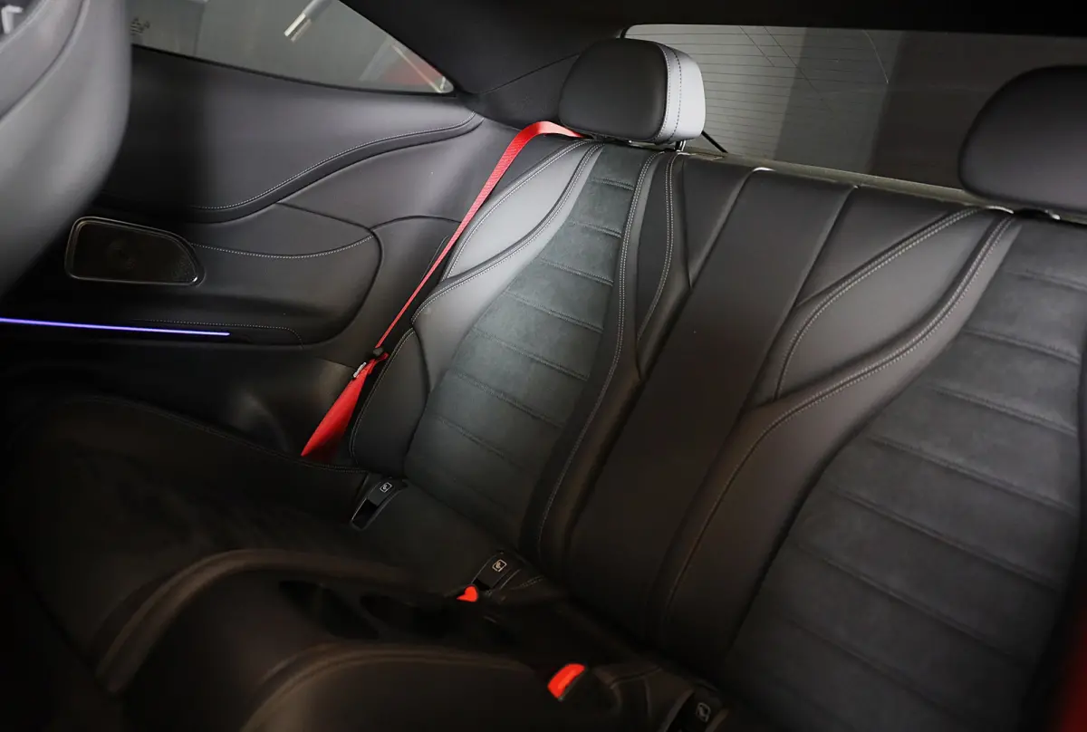 300 e AMG 53 Look / Head Up / Burmester / 360 Camera / Acc / Elek Stoelen / Memory / Open Pano / 20 Inch