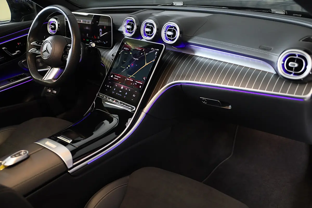 300 e AMG 53 Look / Head Up / Burmester / 360 Camera / Acc / Elek Stoelen / Memory / Open Pano / 20 Inch