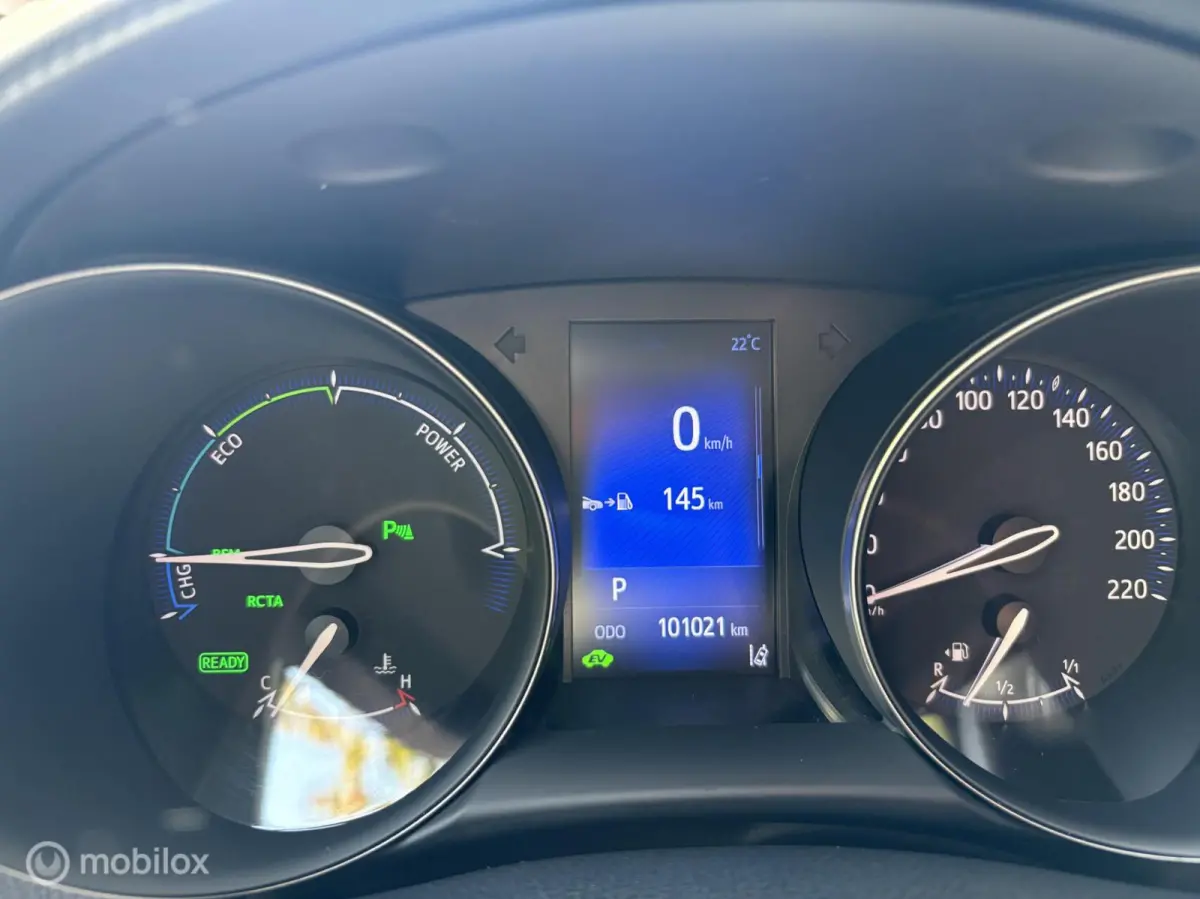 1.8 Hybrid Bi-Tone JBL Keyless all in rijklaar