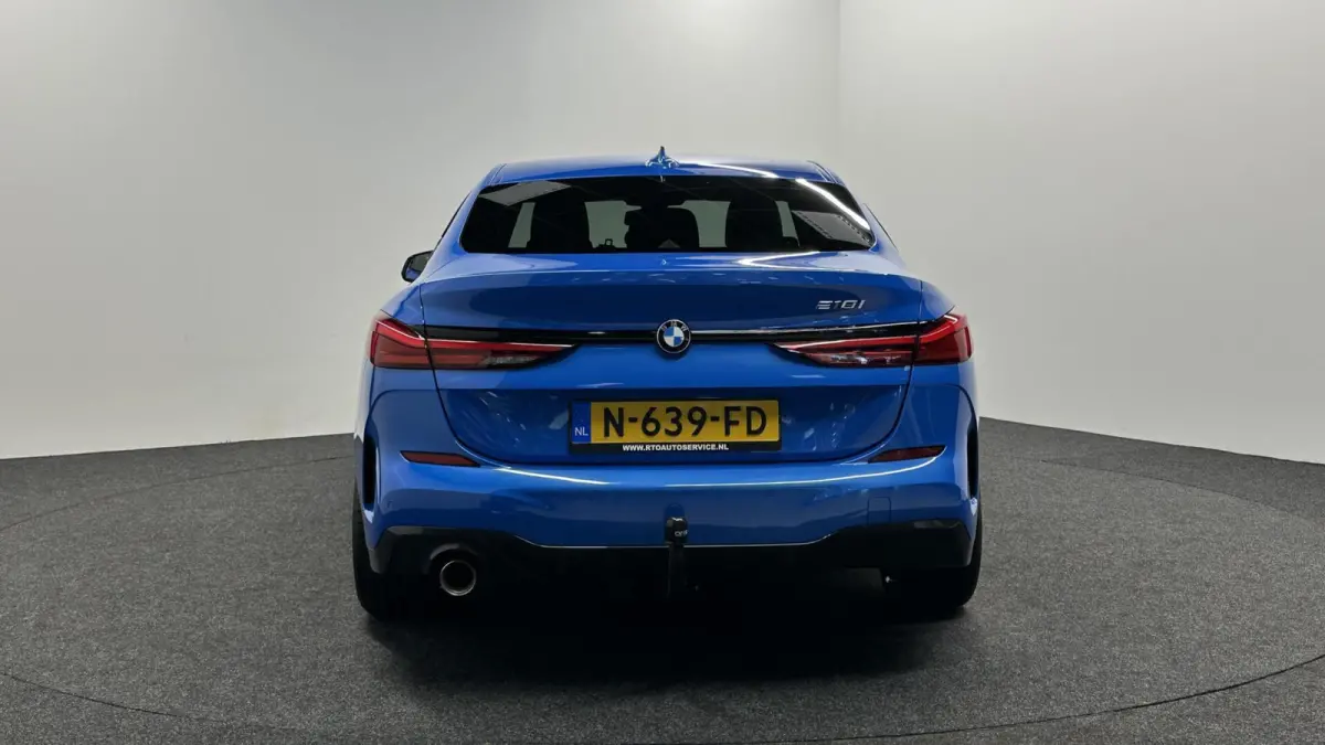218i High Executive M Sport TREKHAAK CARPLAY NAVI ADAPTIEF CRUISE.