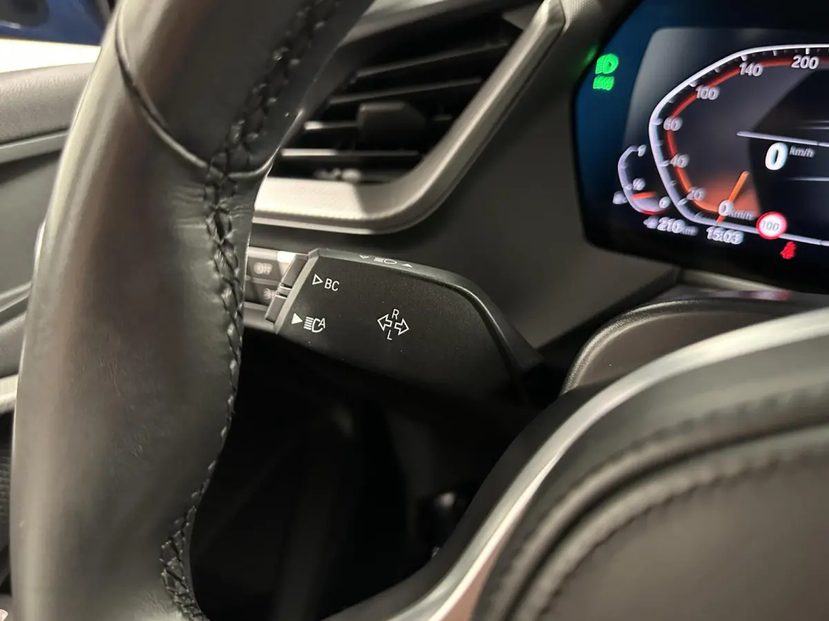 218i High Executive M Sport TREKHAAK CARPLAY NAVI ADAPTIEF CRUISE.